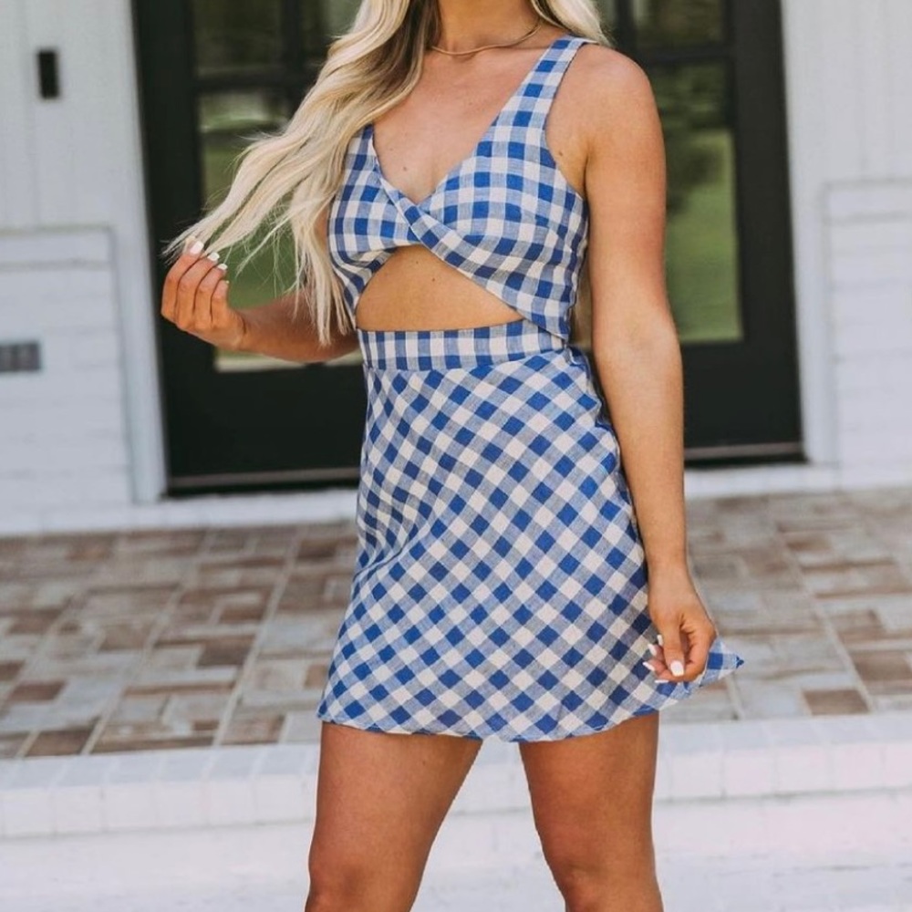 Plaid cut out dress